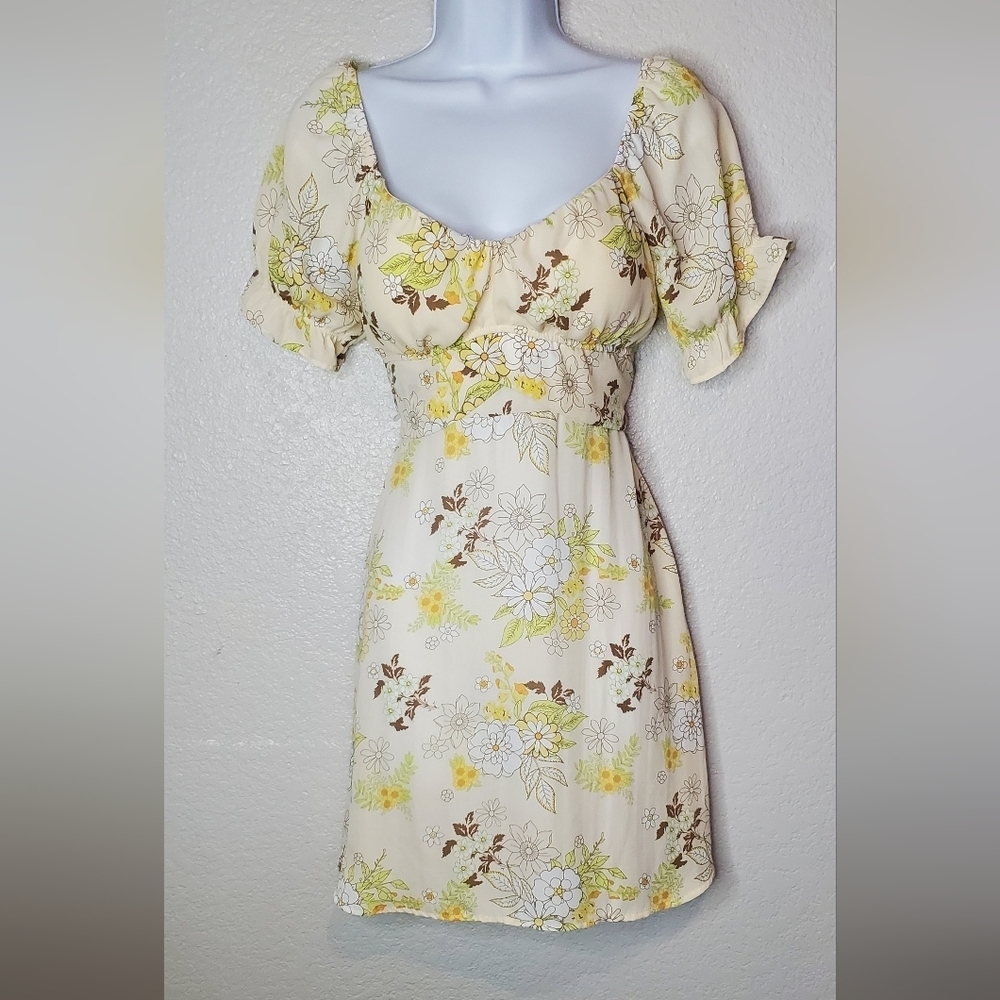 Madden Floral Yellow Tan Puff Sleeve Sweetheart Mini Sundress Retro Steve Madden
